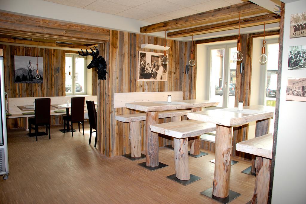 Hezelhof'S Radl-Hotel Wassertrüdingen 外观 照片
